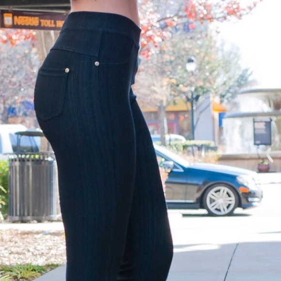 Last 1! Premium Jeggings w/ Back Pocket - Picture 3 of 6